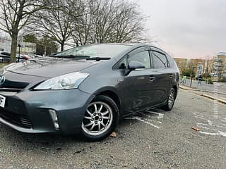 For Sale Toyota Prius +, 2012, hybrid, automatic. Harrow - Pinner, Stanmore