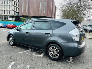 For Sale Toyota Prius +, 2012, hybrid, automatic. Harrow - Pinner, Stanmore