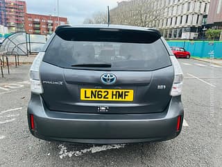 For Sale Toyota Prius +, 2012, hybrid, automatic. Harrow - Pinner, Stanmore