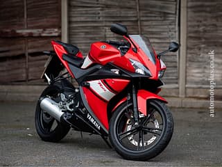 Motorcycle sport-tourism Yamaha YZF R125 for sale, made in 2009 • Motorcycles in the UK