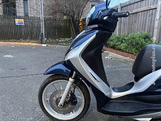 Scooter Piaggio Medley 125cc for sale • Mopeds and scooters in the UK