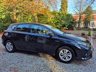 For Sale Toyota Auris, 2015, hybrid, automatic. Harrow - Pinner, Stanmore